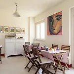 B&B Villa Olesia Couette-café Ostra