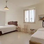 Couette-café B&B Villa Olesia Ostra