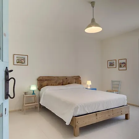 B&B Villa Olesia Bed & Breakfast Ostra